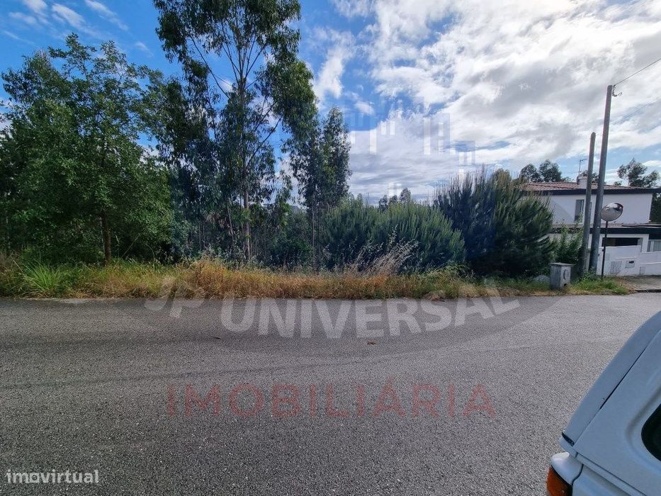Terreno Venda Para Construção De Moradia Situado Em Campo Amarelo ,... — Milagres, Leiria