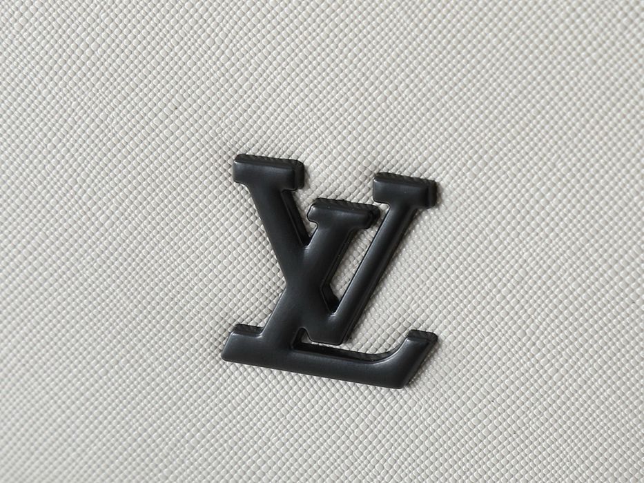 LOUIS VUITTON DISTRICT черная и белая сумка мужская планшетка