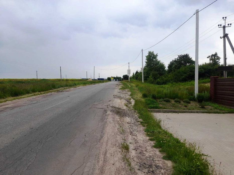 Хотів ділянка 9,6 сот під забудову, 800 метрів центр села, асфальт.