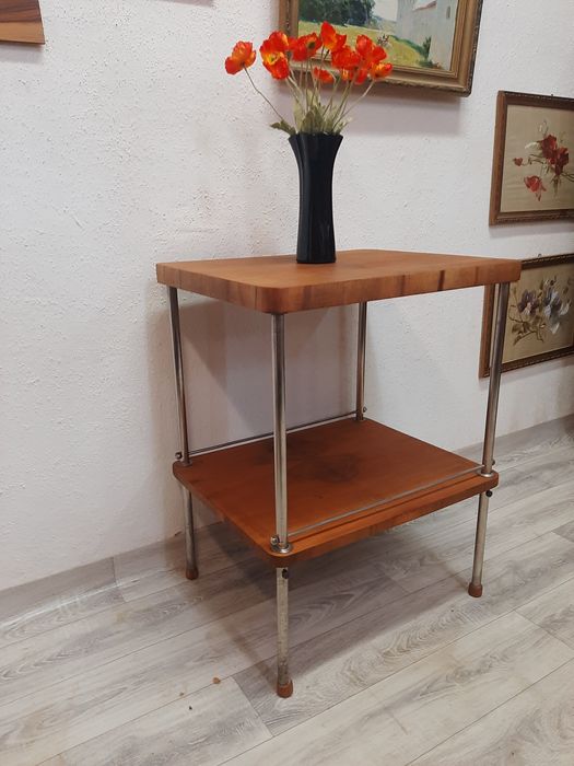 Stolik po renowacji vintage