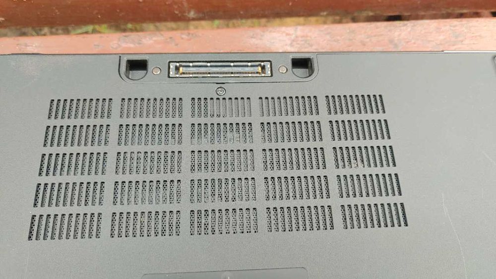 Dell Latitude E5550 16GB, Win 10Pro, nowa bateria, stacja dokująca