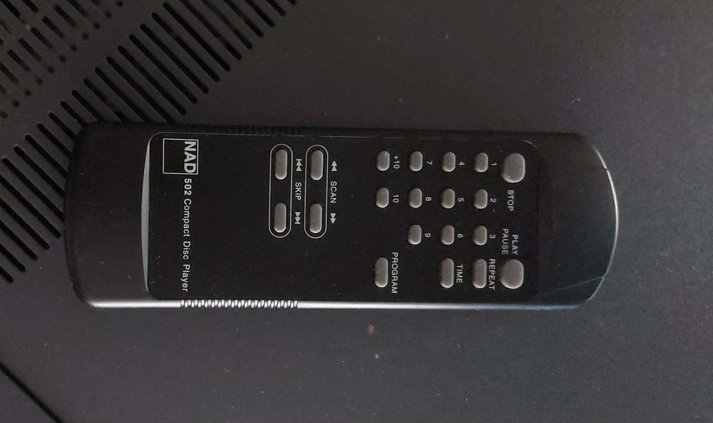 NAD CD player 502 com Comando