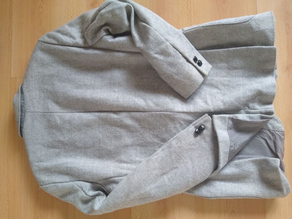 Szara wełniana marynarka męska