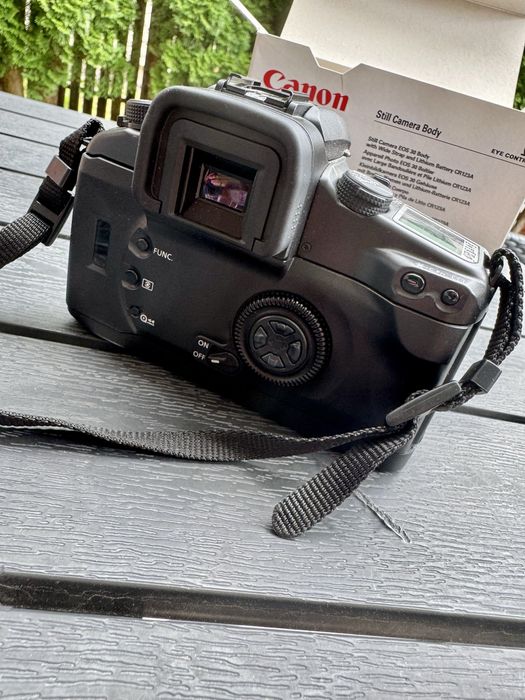 Canon EOS 30 analogowy
