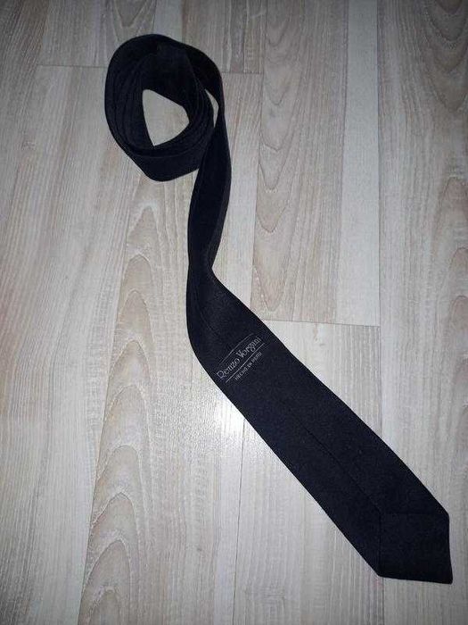 Черный   галстук