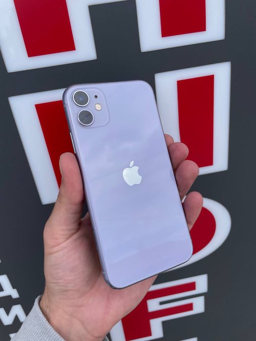 Телефон IPhone 11  на запчастини!