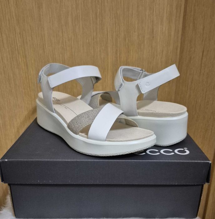Ecco Flowt Wedge Lx W сандалі босоніжки оригінал розмір 41