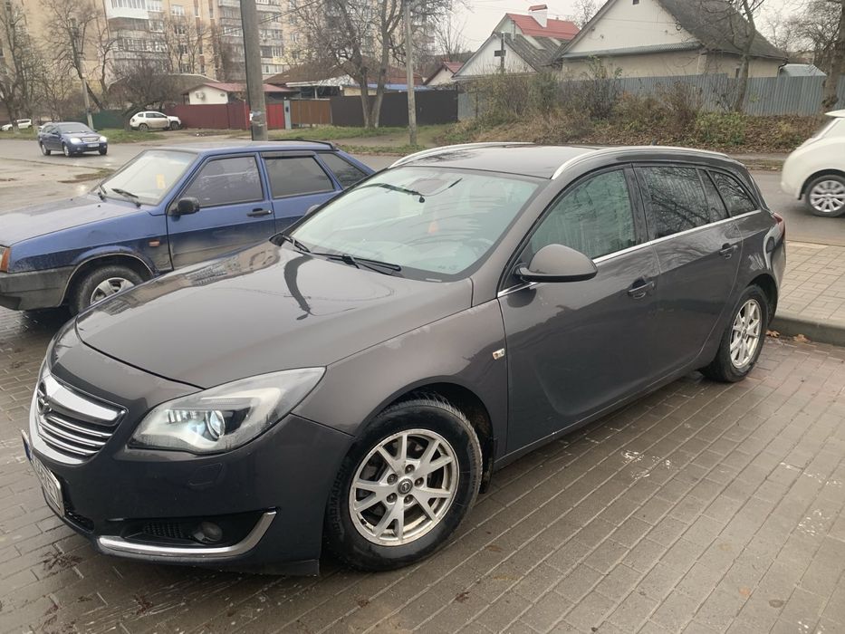 Опель ігсігнія продам