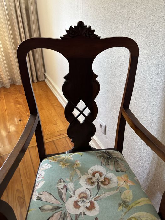Conjunto de 6 cadeiras restauradas