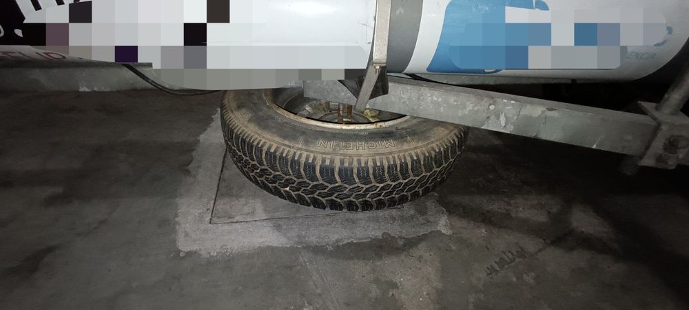 Vendo atrelado, ideal para vela ligeira (Laser)