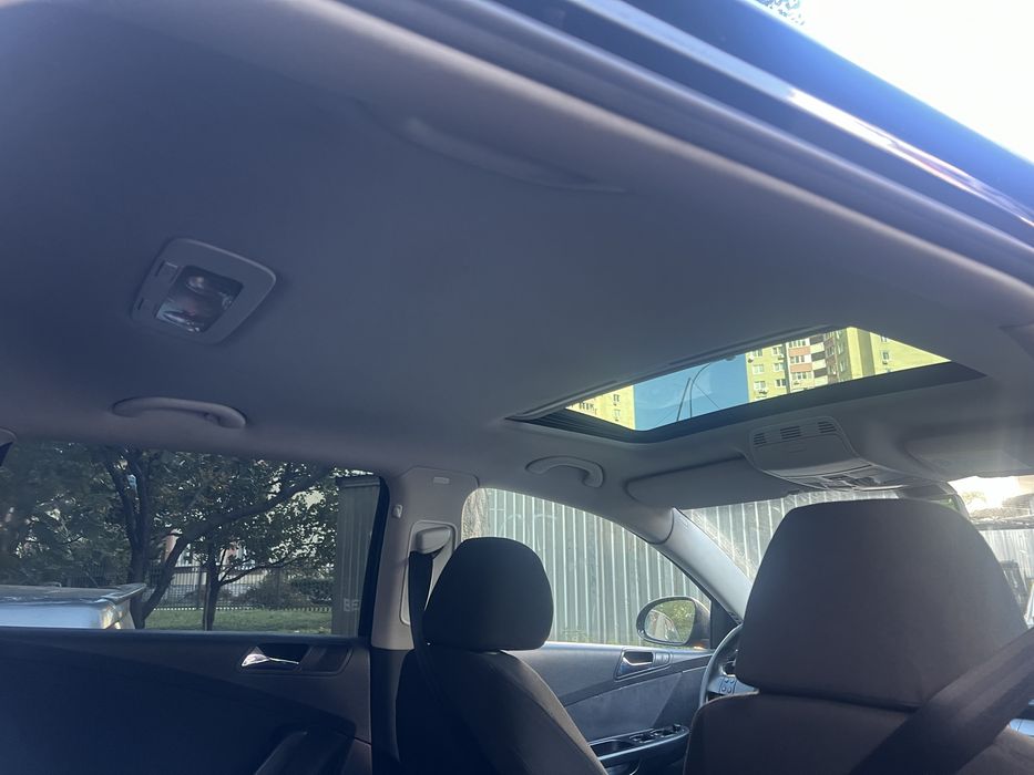 Volkswagen Passat полний привид