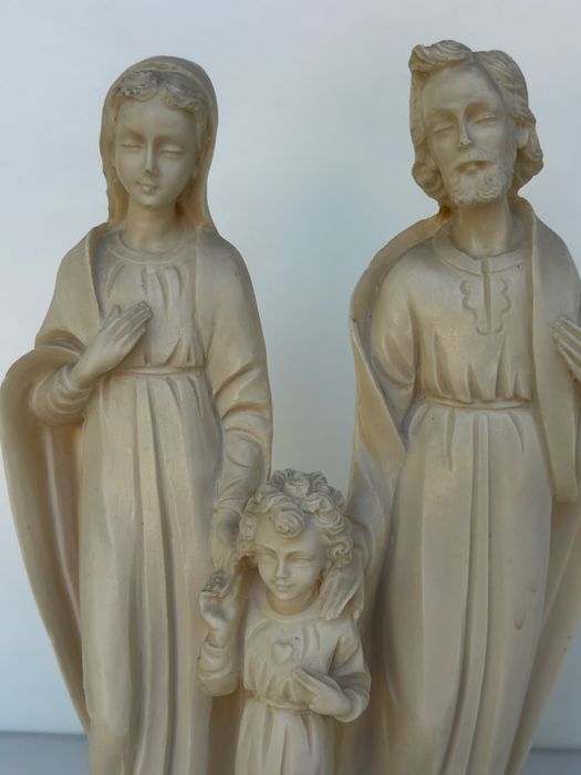 Figurka Świętej Rodziny wys 23 cm (alabaster)
