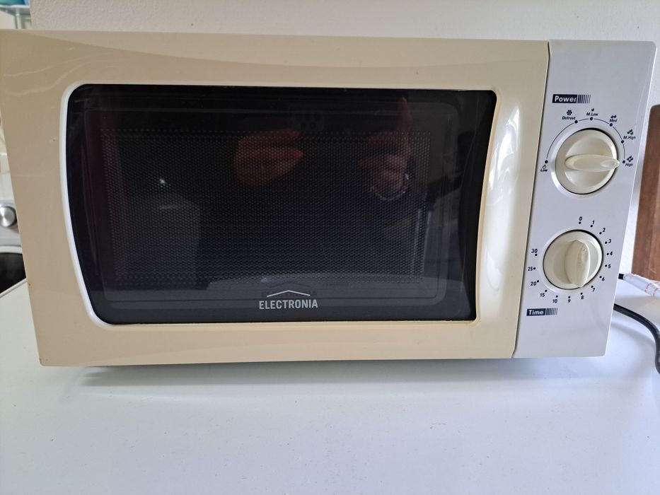 Microondas Electronia