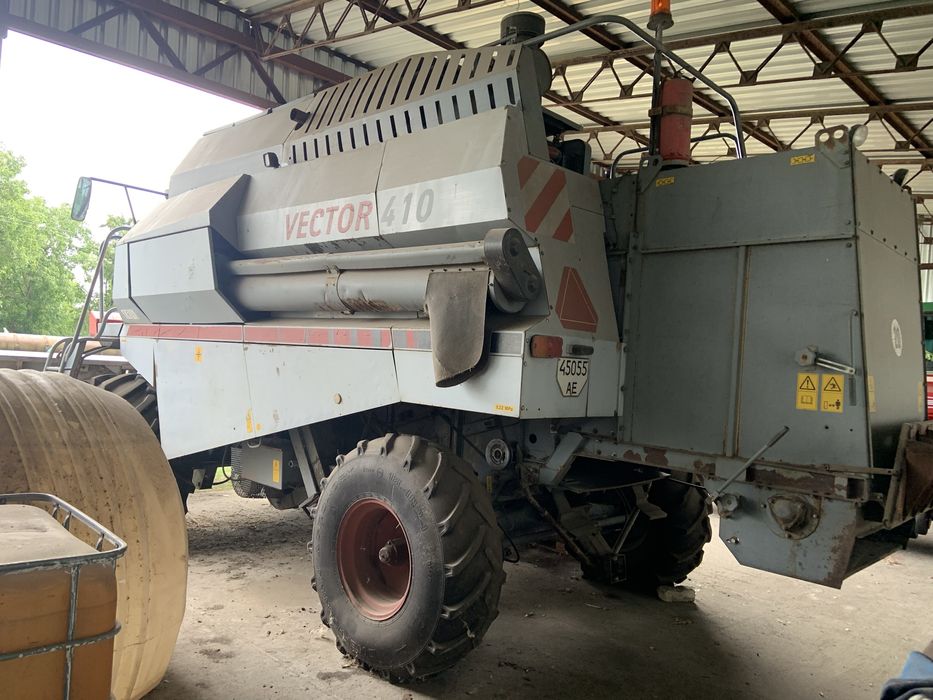 Комбайн вектор 410