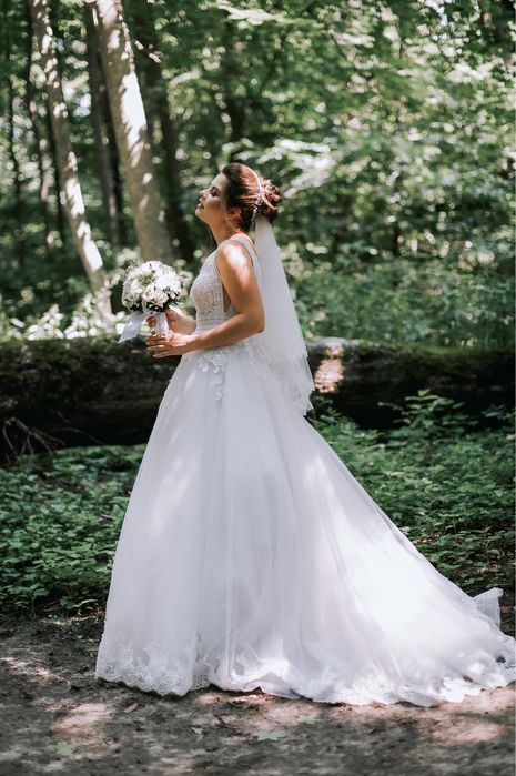 Весільна сукня продам