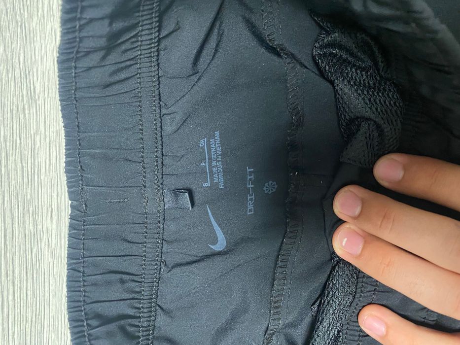 Спортивні штани Nike Dri-Fit