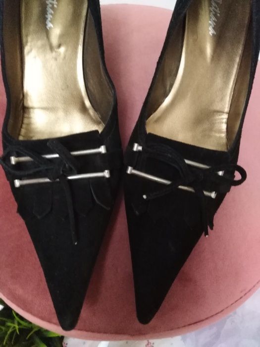 Sapatos em camurça pretos de cerimónia, nº 39