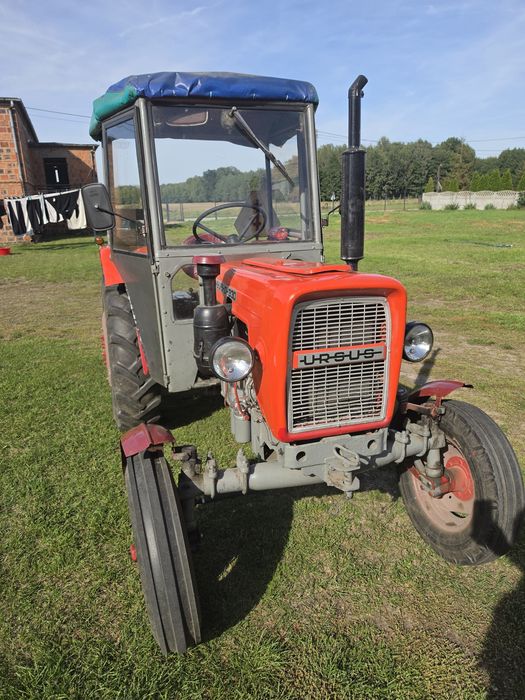 Ursus  C 330  sprzedam  z  wspomaganiem nowe  założone
