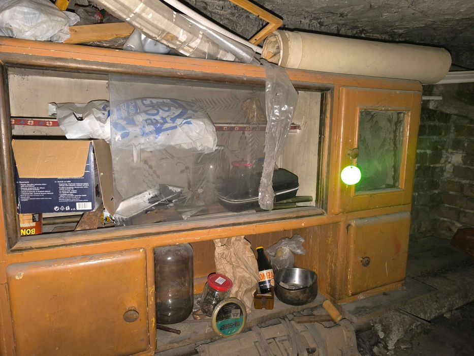 Mebel PRL lata 50 oddam za darmo