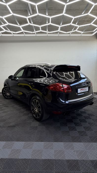 PORSCHE CAYENNE 3.0 HÍBRIDO — photo 3
