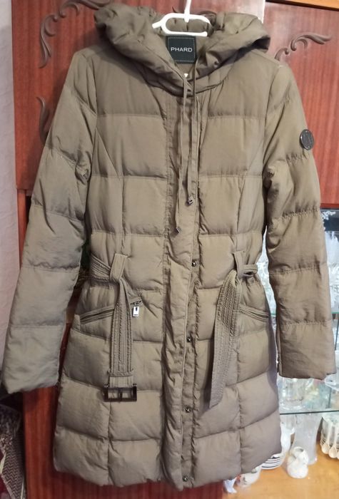 Куртка жіноча фірмова.