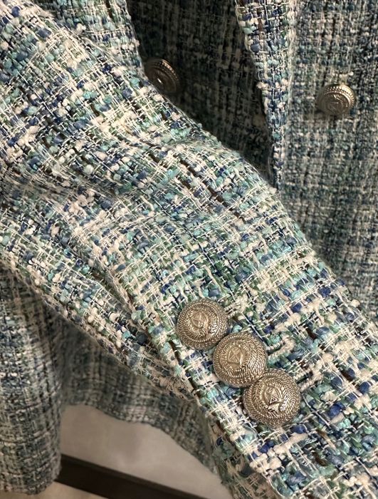 Zara, фактурний піджак з гарними
гудзиками