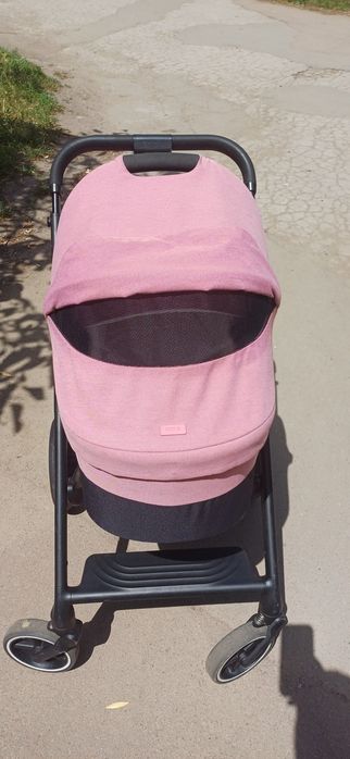 Продам коляску Cybex