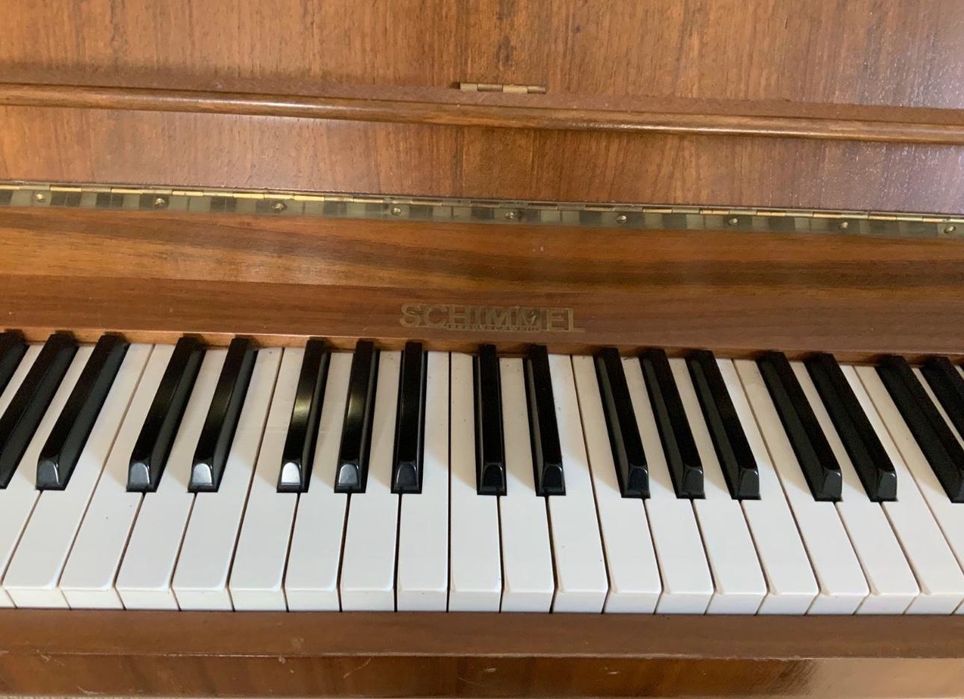 Pianino Schimmel idealne nastrojone gwarancja transport