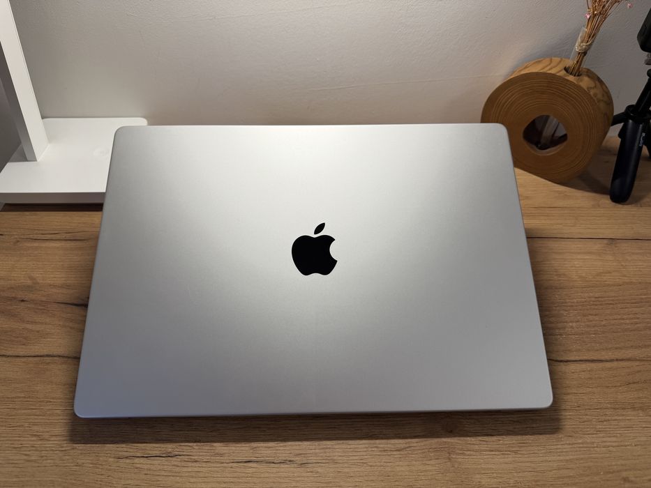 MacBook Pro 16 M1 MAX 64GB RAM 1TB SSD 88%