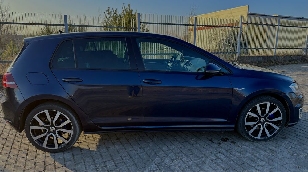 VW Golf VII GTE 1.4 TSI Plug-in Hybrid