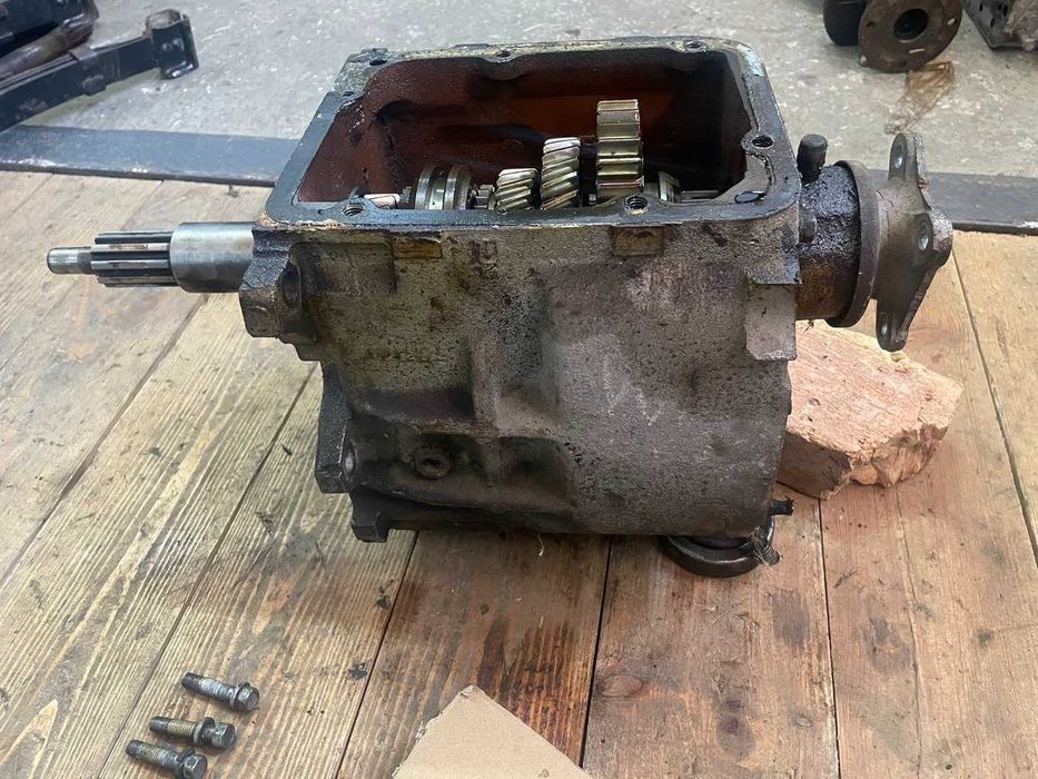 Коробка ГАЗ 66, ГАЗ 53, ГАЗ 3307 (66-11-1700010) Нз СССР