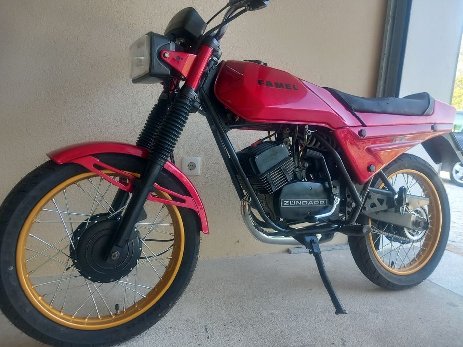 Vendo xf 25 em muito bom estado