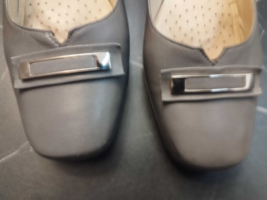 Półbuty damskie na niskim obcasie