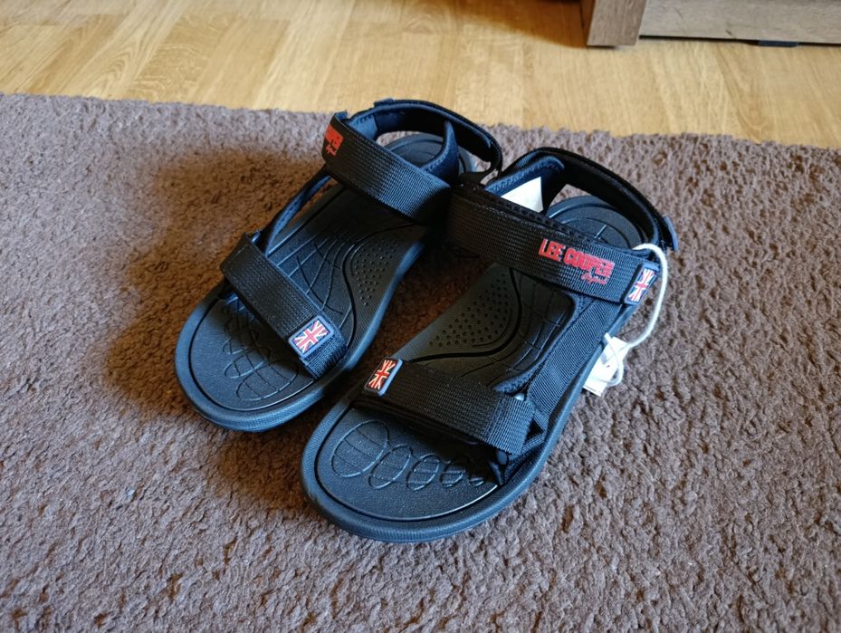Nowe sandały Lee Cooper