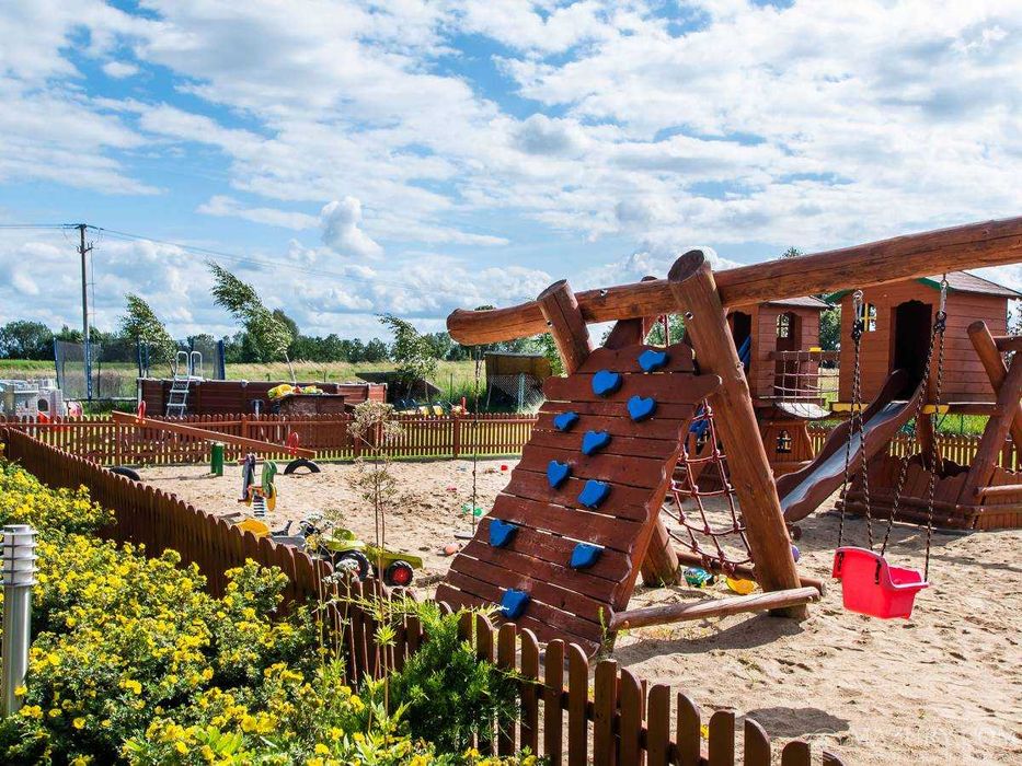 Rodzinne wakacje, domki mazury, nocleg Mikołajki, majówka mazury