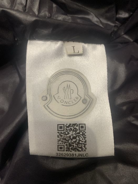 Жіноча куртка MONCLER розмір L