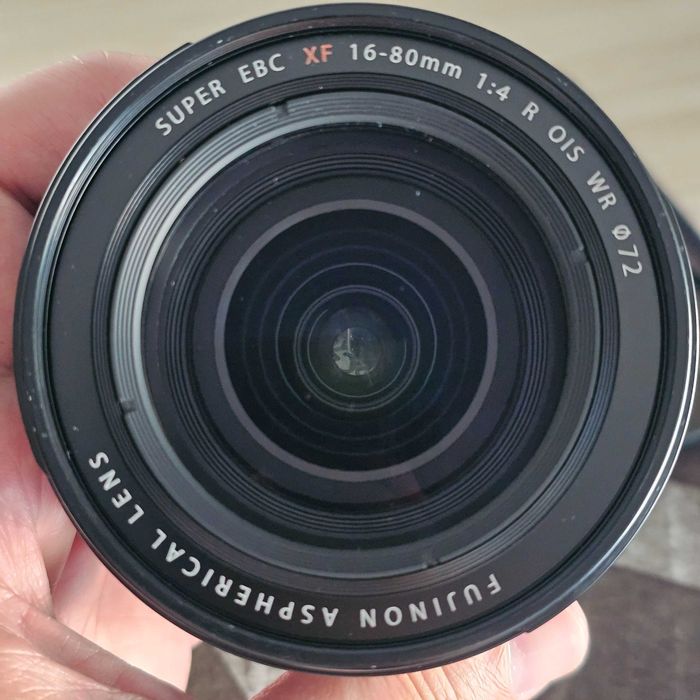 Objectiva Fujinon XF16-80 mm F4 R OIS WR