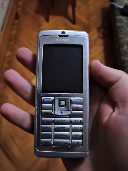 Nokia E60 кнопочный телефон