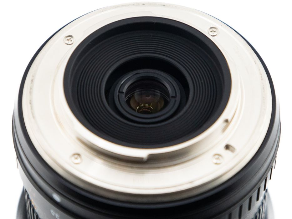 Obiektyw Samyang 8 mm Fish-Eye CS f/3.5 pod Olympus 4/3