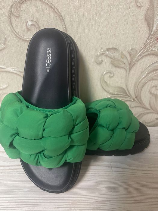 Жіночі босоніжки 39 р