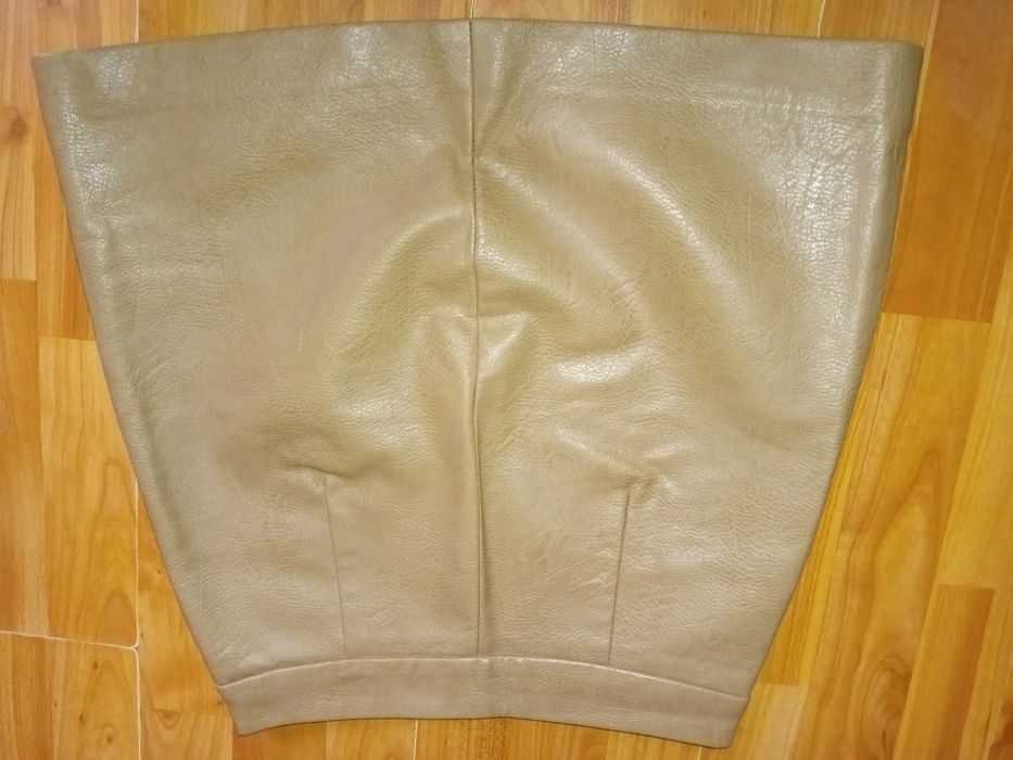 Skórzana spódnica rozm 34