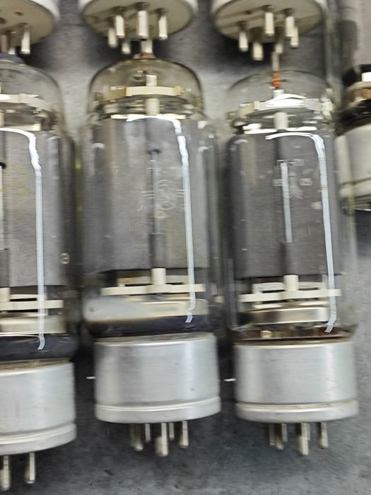 Генераторный пентод ГК-71, радиолампа, радиодетали