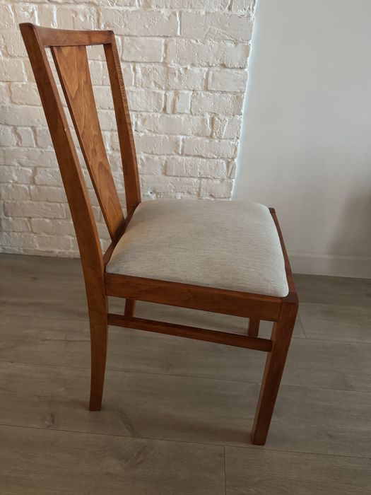 Krzesło z lat 60 tapicerowane odnowione (mam 8)