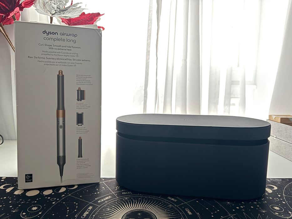 Dyson airwrap Стайлер , відмінний стан , повний комплект