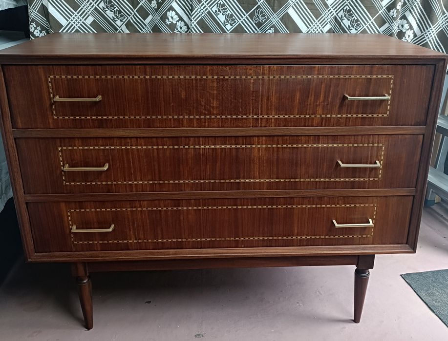 Cómoda vintage com 3 gavetas