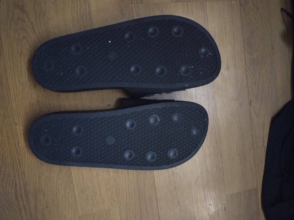 Klapki chłopięce