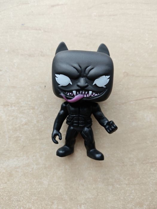 Funko pop Веном Чорна Пантера