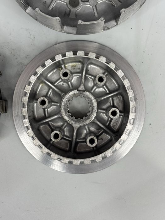 Sprzęgło Kosz Sprzęgłowy YAMAHA YZ250 R 92-98