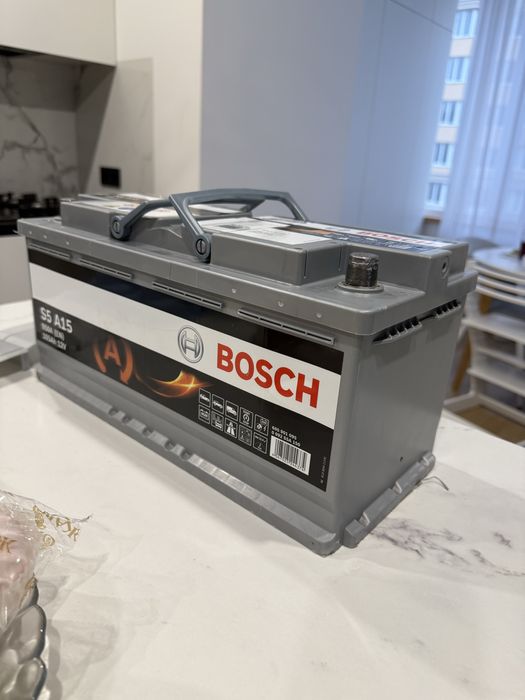 Акумулятор автомобільний Bosch S5 A15 105А 12 B «+» праворуч