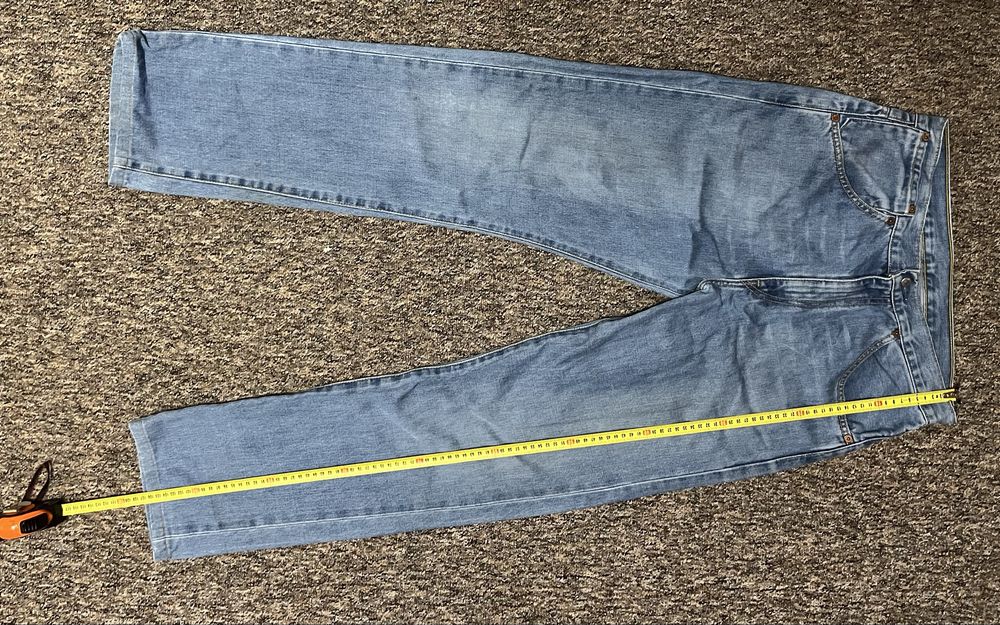 Джинси levis  прямі